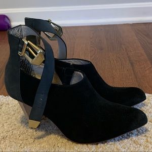 Matt Bernson Heels